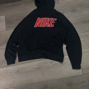 Vintage Y2K Nike Hoodie Sweatshirt